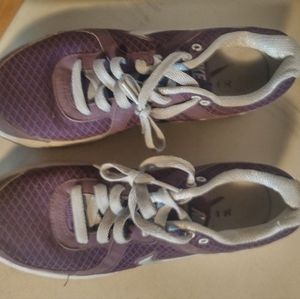 Nike sneakers sz8